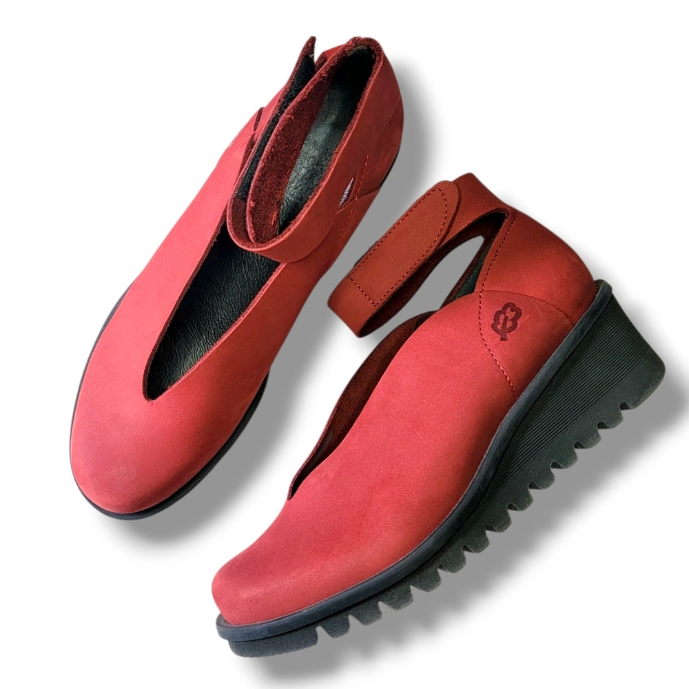 Loints Of Holland Dark Red‎ Leather Ankle Strap Comfort Wedge Shoes Size 7.5